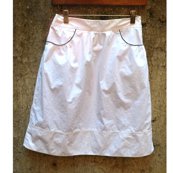 Theory White A-Line Skirt with Black Trim Size 2 - Picture 1 of 4